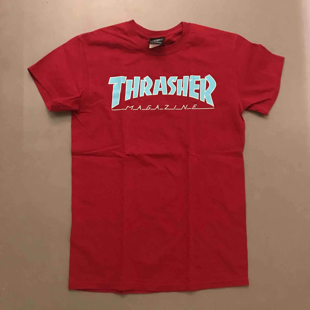 Thrasher tisha! 🔥🔥🔥 Bara använd inga flaws. T-shirts.