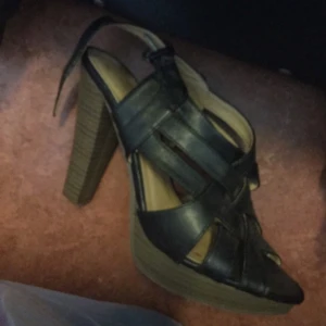  - Storlek39 och super bekväma och fräscha 