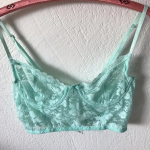  - Top från forever21 storlek 32-34.