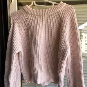  - snygg tröja från gina tricot!