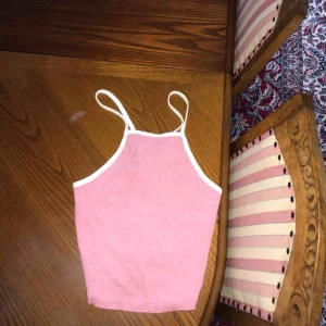  - Croptop från Zara. Aldrig använd