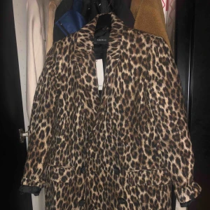  - Helt ny leopardkappa