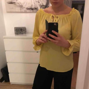  - Köpt från Italie förra sommaren, använt kanske två gånger. Jätte fin