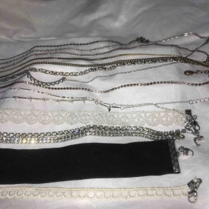  - Kedjor och halsband  Kan mötas upp i gbg  Bara swish  
