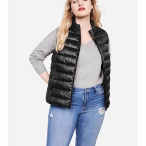  - Väst från mango använd några gånger bara. Storlek M. Nypris 399kr