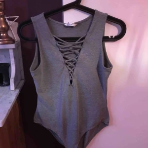  - Body. Aldrig använd. Betala gärna med swish. Frakt blir 35 kr. Kan samfrakta om du köper flera varor av mig!