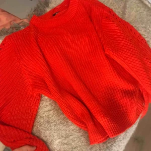  - Stickad från Gina! Använt få ggr🐚🥰 EXKLUSIVE frakt