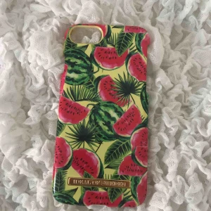  - Använt få gånger! Den har inga repor och är inte sönder