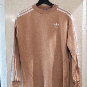 Adidas klänning - Fint skick