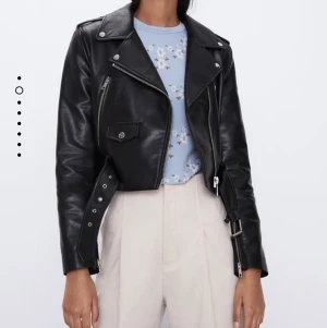 HELT NY - Bara testad!! Stl M men passar S också!!💕💕