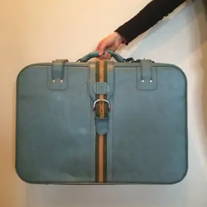 Vintage 1970s RJW Luggage Suitcase From London. Great condition hardly used. 62x67x19cm