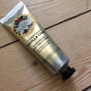  - Handkräm från The Bodyshop Vanillla Chai 30ml