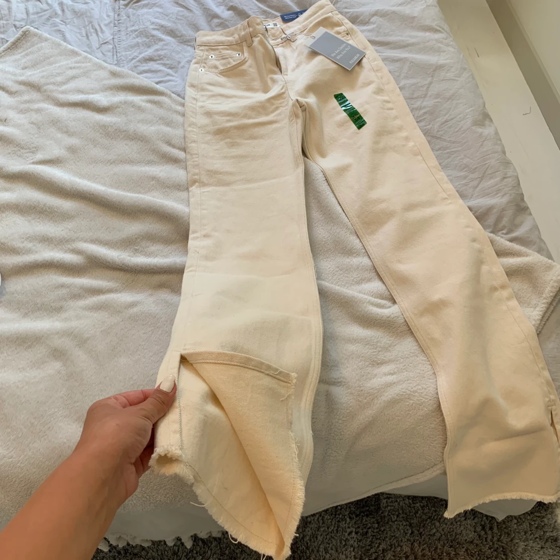 Raka jeans med slits