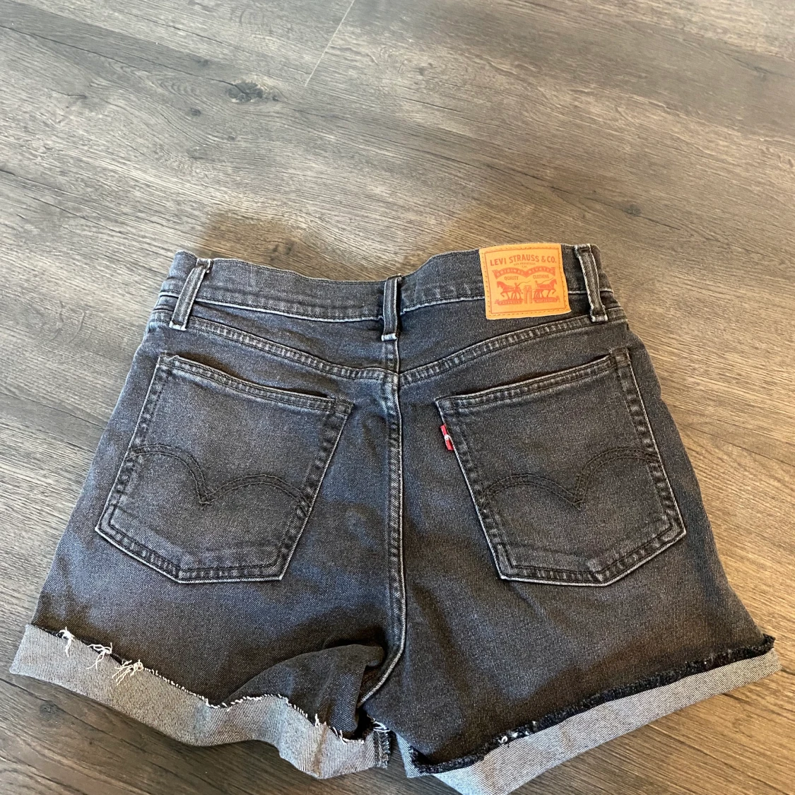 Levis shorts - 90