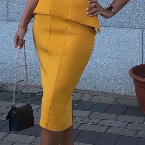 Klänning storlek 36 - Storlek 36, endast använd ett fåtal timmar, så gott som nytt skick 