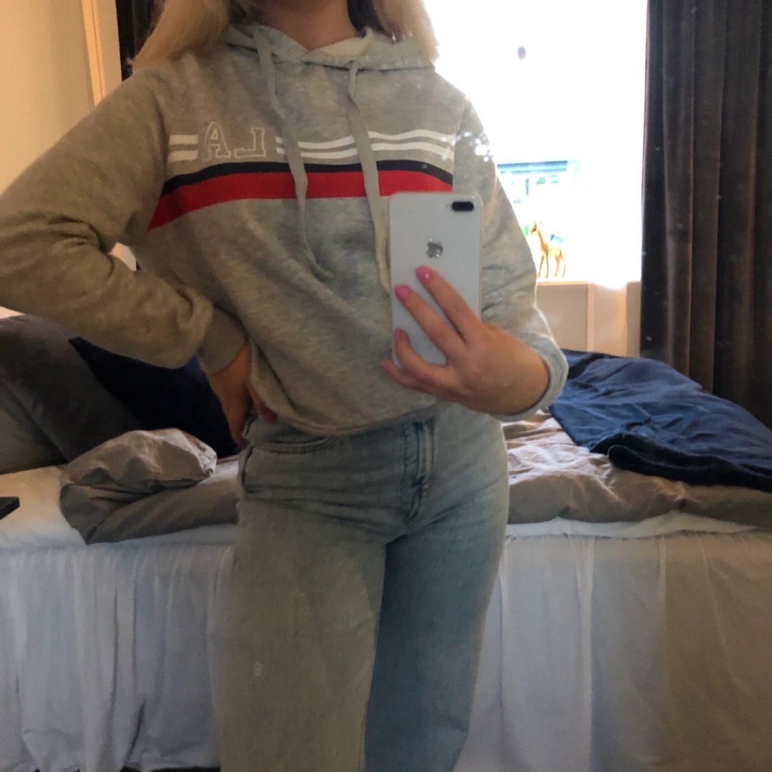 Grå Hoodie med tryck - 90