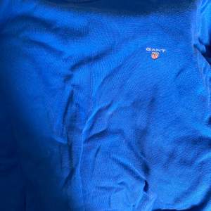 Gant swetshirt, köpt på kidsbrsndstore storlek: 15 yeras old