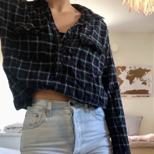 Twist & Tango skjorta - Frakt: 22kr Storlek S Se min bio för köpevillkor! ☺️ Ifall flera är intresserade blir det budgivning, skriv ditt bud i kommentarerna!