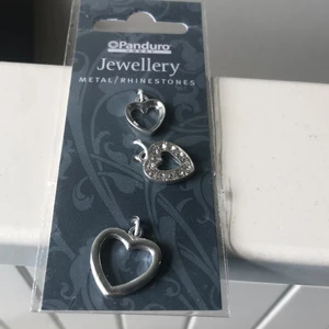 Fina berlocker - Fina berlocker! Helt nya💕 39kr inkluderad frakt💕