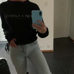 Aqua Limone tröja  - Säljer denna sköna och snygga tröja ifrån Aqua Limone💙Köparen står för fraktkostnaden💕 