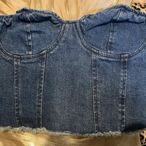 Korsett/topp - Superfin och helt ny topp i strl M💕 60kr + frakt 