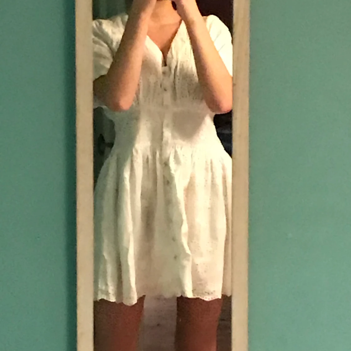 Skitfin vit klänning med mönster💅🏼💜 - 91