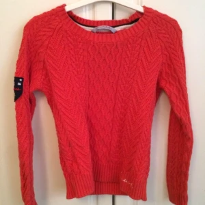  - Bondelidtröja
Passar XS/S