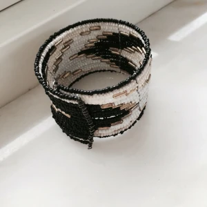  - Armband från Bikbok. Använt en gång. 
Frakt tillkommer. 