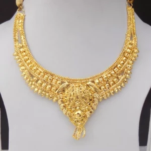  - Indisk halsband

24K guldpläterad indisk halsband.  Helt ny. Oanvänd. För mer information får du kontakta mig.