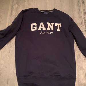 Jätte fin mörk blå Gant tröja storlek M använd fåtalet gånger