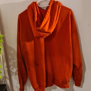 Adidas hoodie - Säljer min Adidas tjocktröja