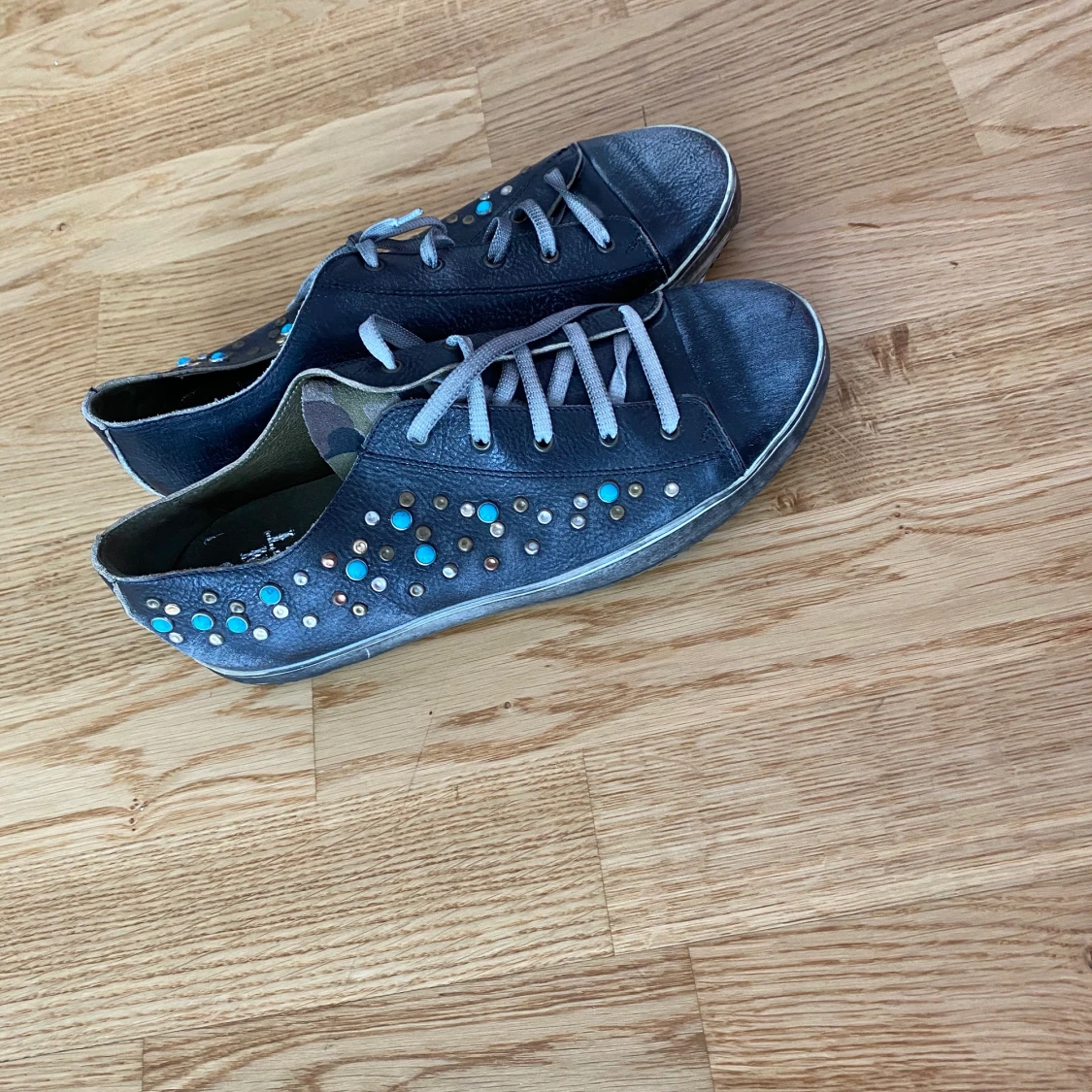 Nya Skor 39 storlek 100kr - 90