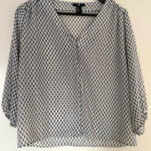 Blus från H&M - Blus från H&M