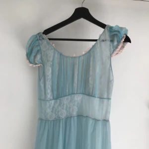  - Lite genomskinlig! Vintage klänning/nattlinne. 