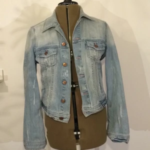  - Jeansjacka skön 