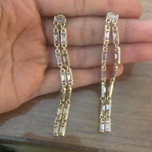 Söta örhängen  - Väldigt söta guld/rosa färgade örhängen 