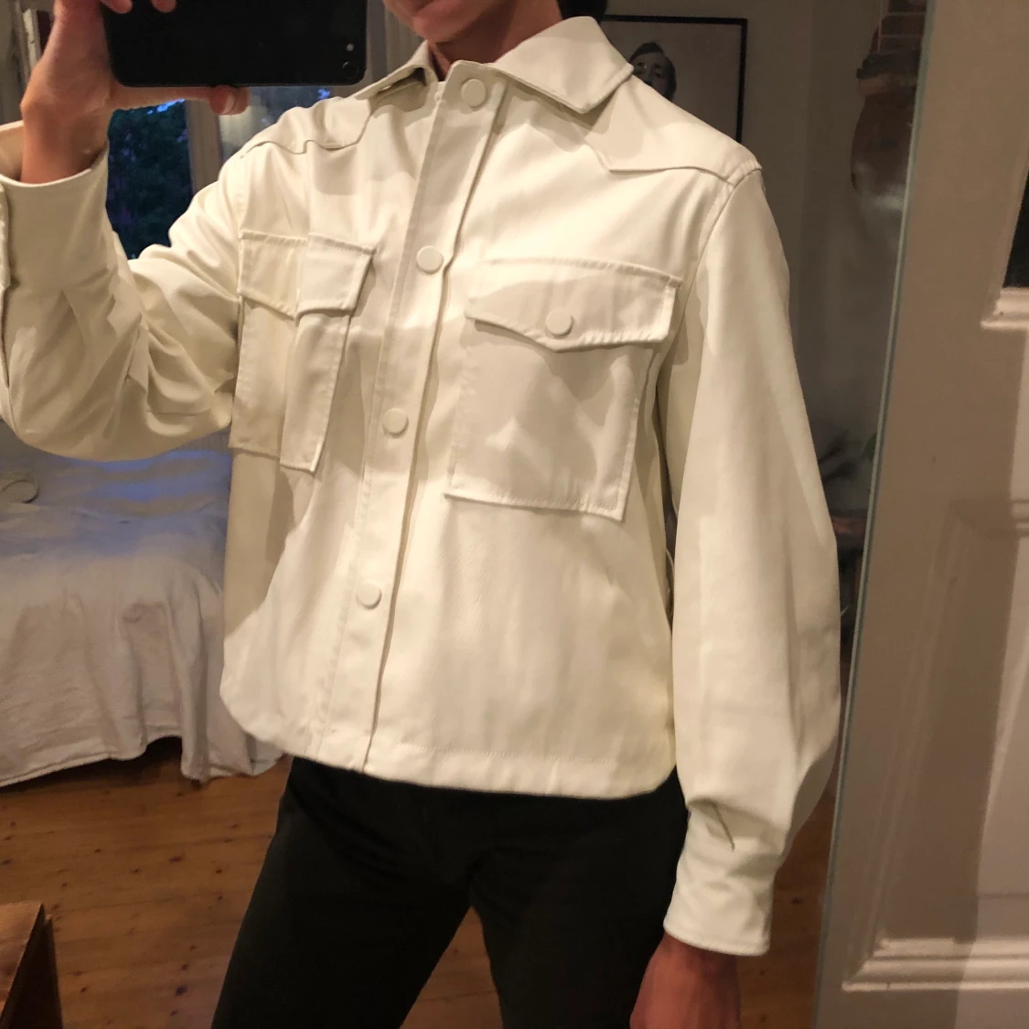 Vit snygg höst-jacka   - 90