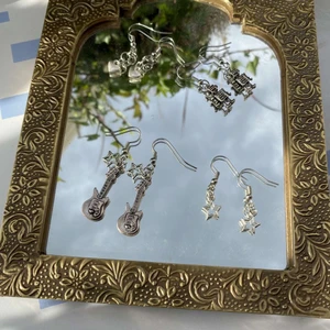 Örhängen  - Flera krok örhängen! Ett par 40 ink frakt, 3 för 2 ink frakt!❤️