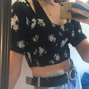 Hollister top - Stel. S, hollister crop top, fint skick.