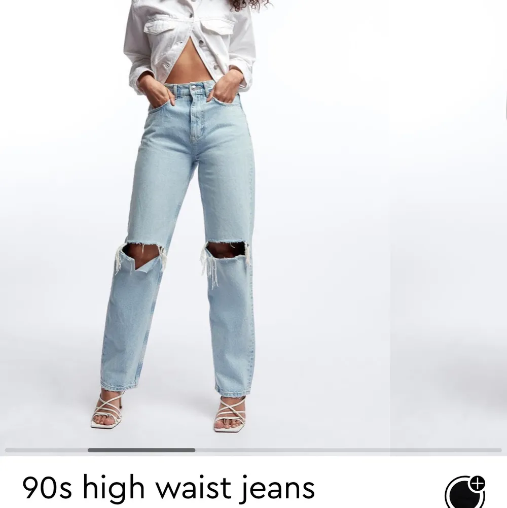 Jag söker Gina Tricots 90s highwaist jeans i storlek 36!! Betalar bra, kontakta mej om ni har jeansen och vill sälja. ❤️. Jeans & Byxor.