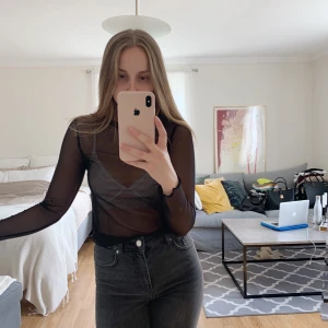 Meshtröja  - Superfin Meshtröja från Monki. Köparen står för eventuell frakt📦