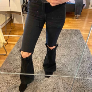  - Bootcut Dr. Denim jeans, bra skick 150/st köparen står för frakten