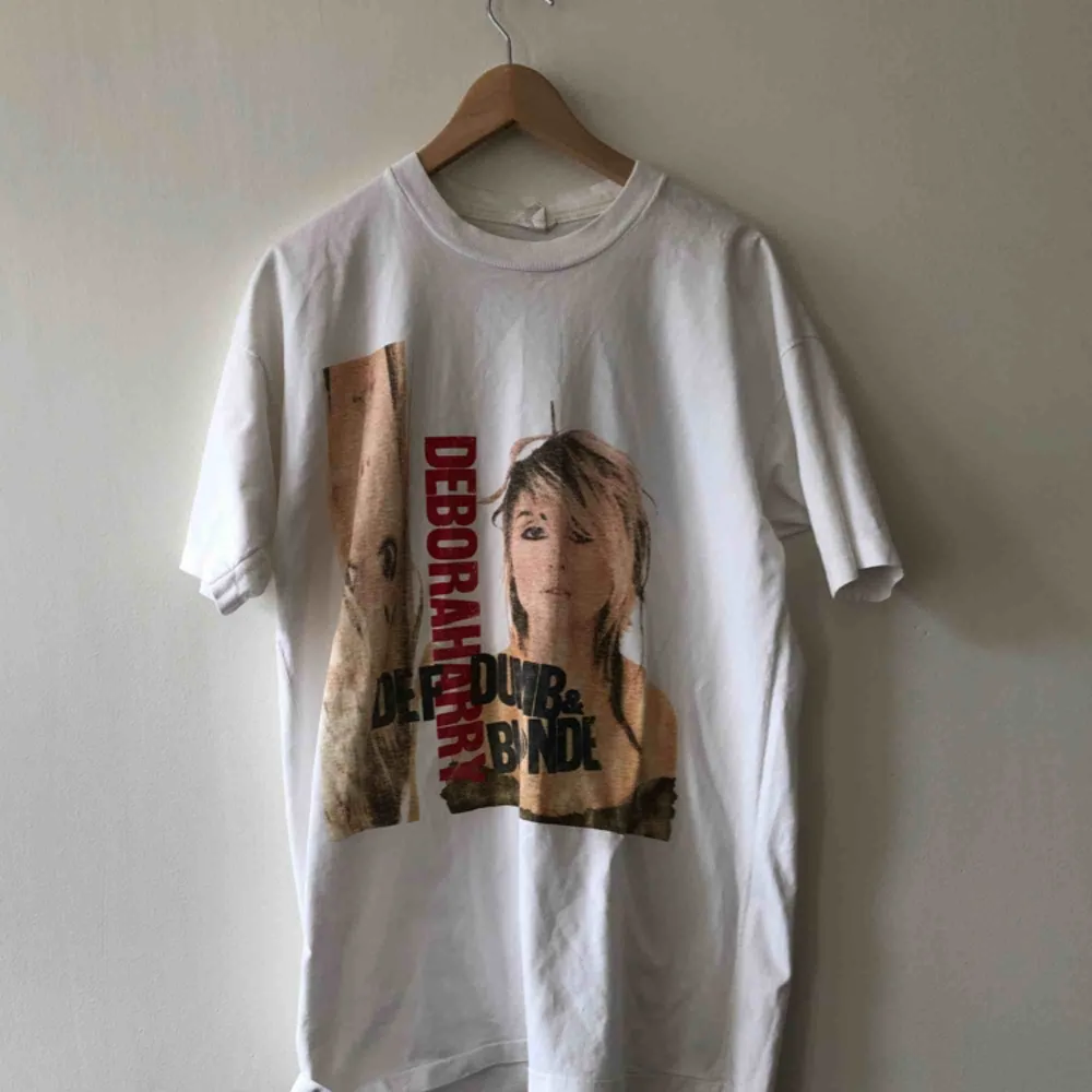 Deborah Harry - Def, Dumb & Blonde - Vintage 1989 - XL - Kan hämtas i Uppsala eller skickas mot fraktkostnad. . T-shirts.