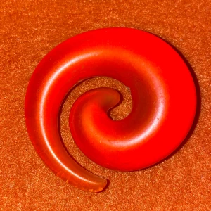 Orange 16MM Spiral Töjning - Säljer pga att jag ej vill ha denna storlek längre!💕