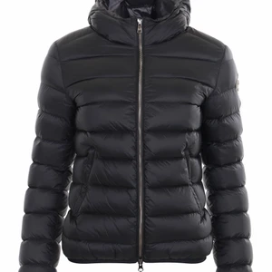 Svart Colmar jacka - Svart dam colmar jacka i bra skick, köpt 2019, nypris 5000kr