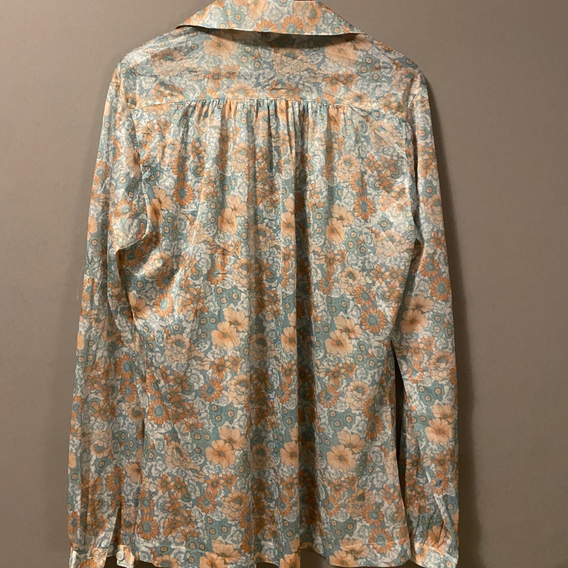 Mönstrad pastell skjorta  - 90