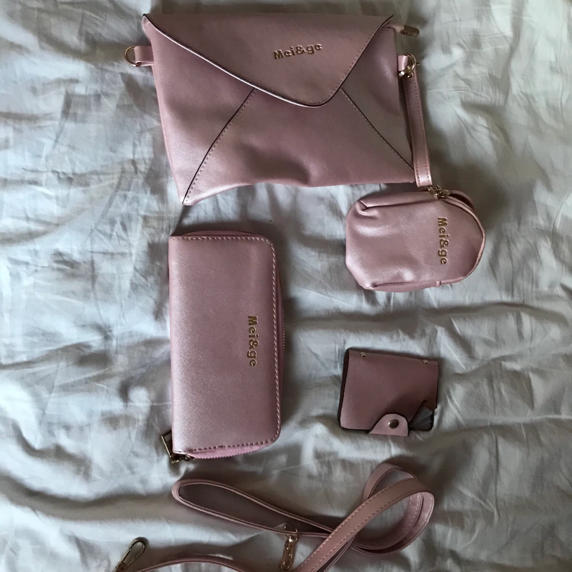 Rosa handväska  - 90