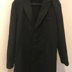 Jackett L - Följ mig, jag lägger till massor av kläder till samma pris!