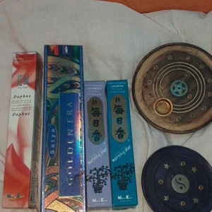 Rökelse  - Säljer dessa rökelse, nästan alla av dom är oanvända. Allt= 350 kr