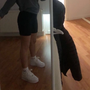 NIKE AIRFORCE 1 - Säljer mina nya af1, inga defekter alls! Buda pruta gärna